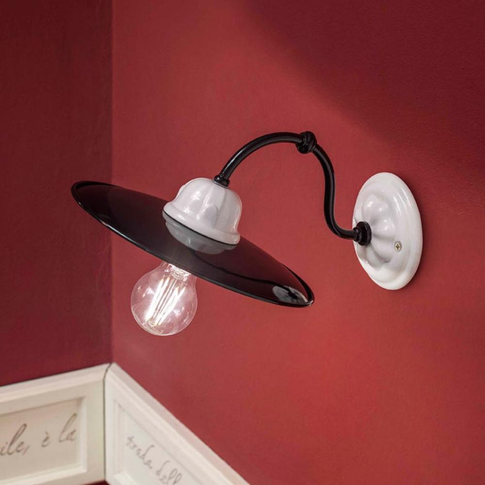 fekete feher fali lampa klasszikus keramia mediterran retro vintage lampa lampak falikar ferroluce nappali lepcsohaz halo agy melle konyha lameridiana lakberendezes.jpg